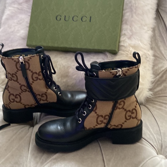 Gucci boots - Like new ankle boot with large GG leather and canvas - Picture 7 of 11